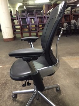 steelcase coach leather chair