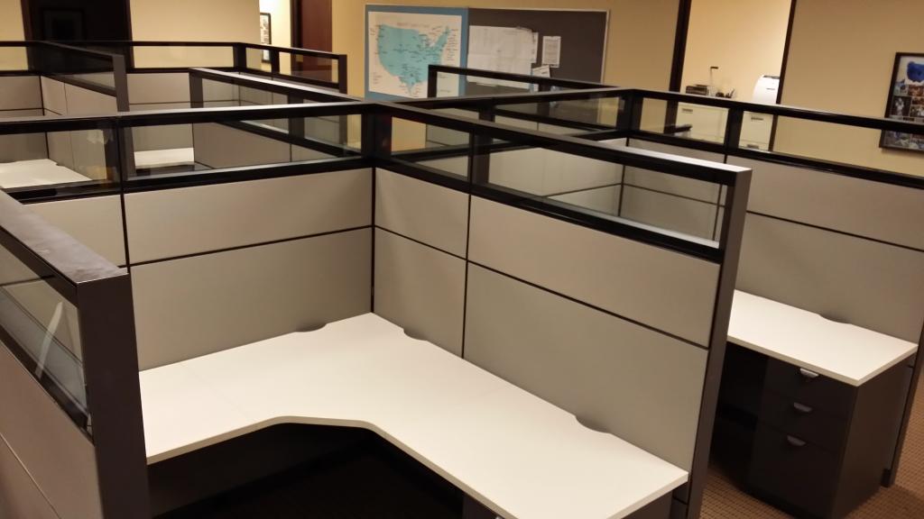 Refurbished Office Cubicles Functional Space Using Steelcase At   23517 