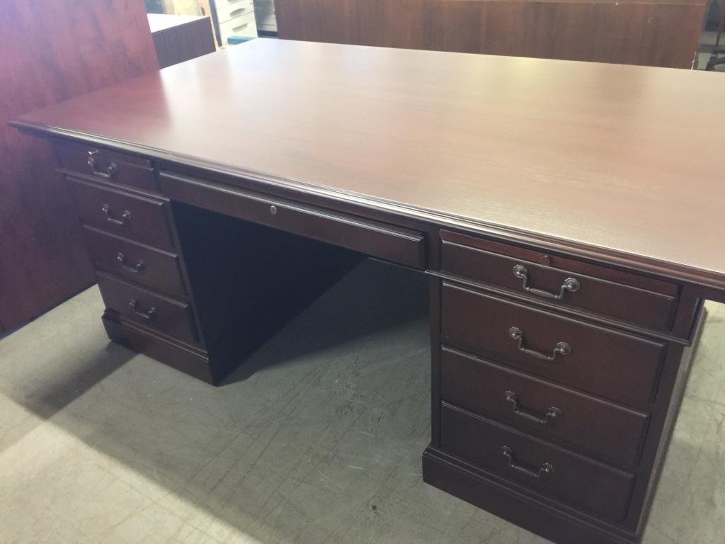 Used Office Desks EXECUTIVE TRADITIONAL STYLE DESK CREDENZA At   32047 3 