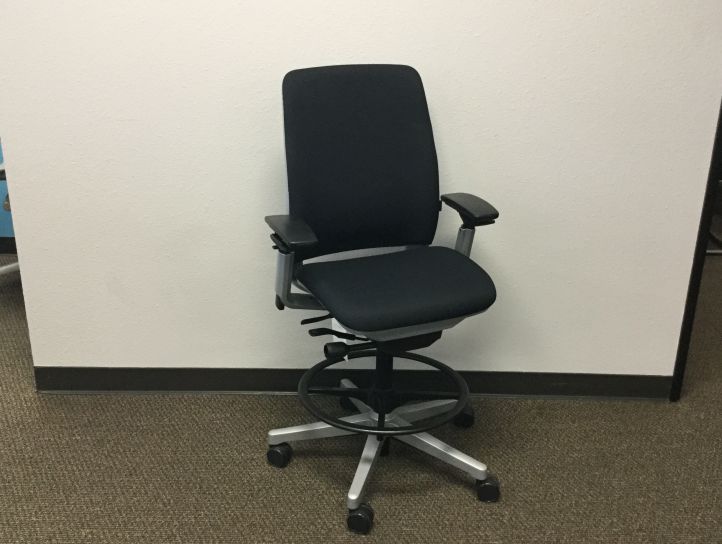 Used Office Chairs : Steelcase Amia Stool at Furniture Finders