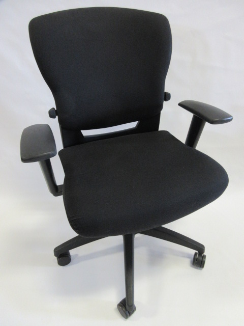 Used Office Chairs : Teknion Savera Synchro-Tilt Task Chair at ...