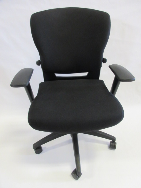 Used Office Chairs : Teknion Savera Synchro-Tilt Task Chair at ...
