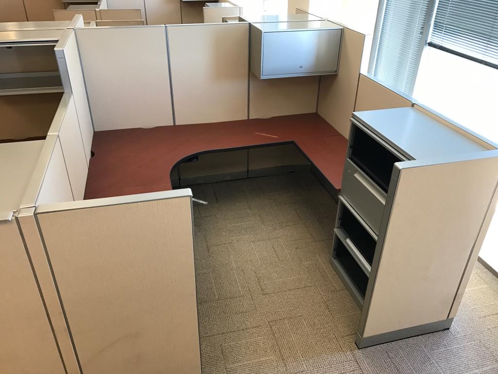 Used Office Cubicles Steelcase Cubicles At Furniture Finders   43743 