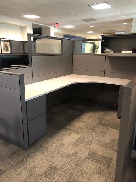 Used Office Cubicles : 6'x7.5' Knoll Reff Workstations at Furniture Finders