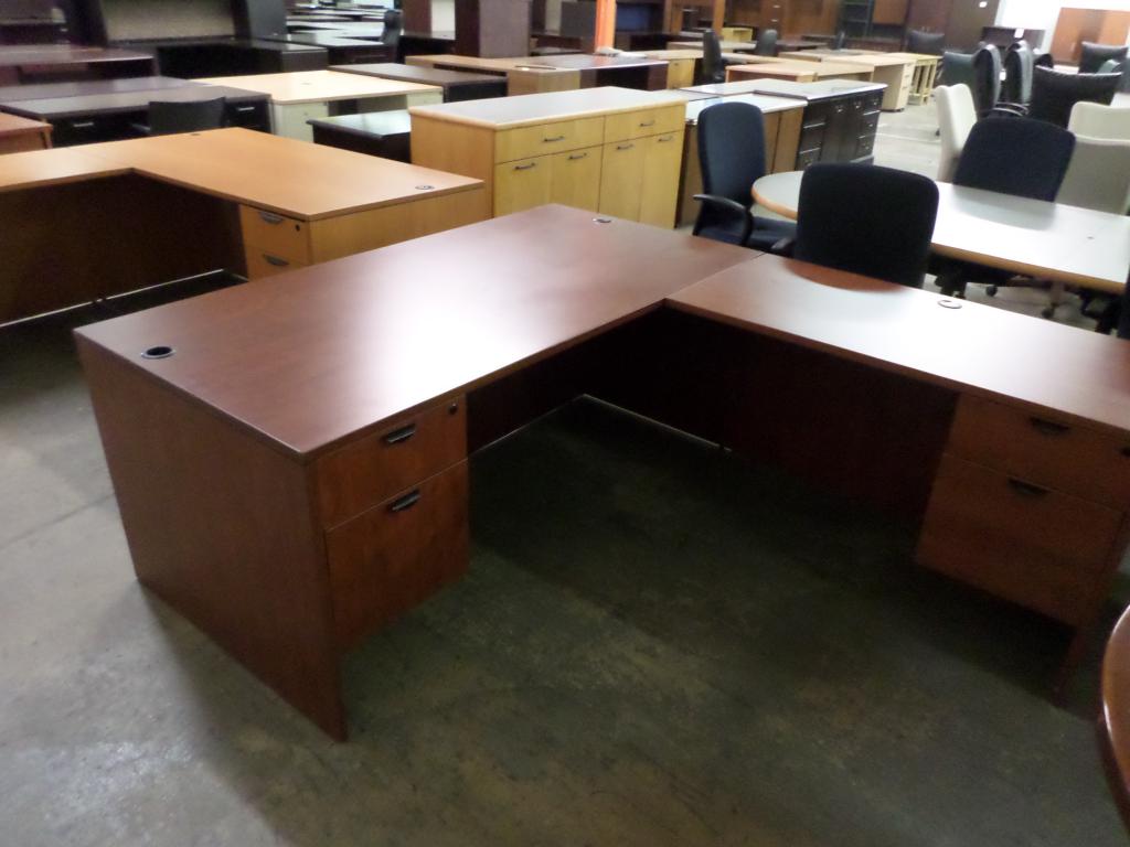 Used Office Desks Used "L" desks at Furniture Finders