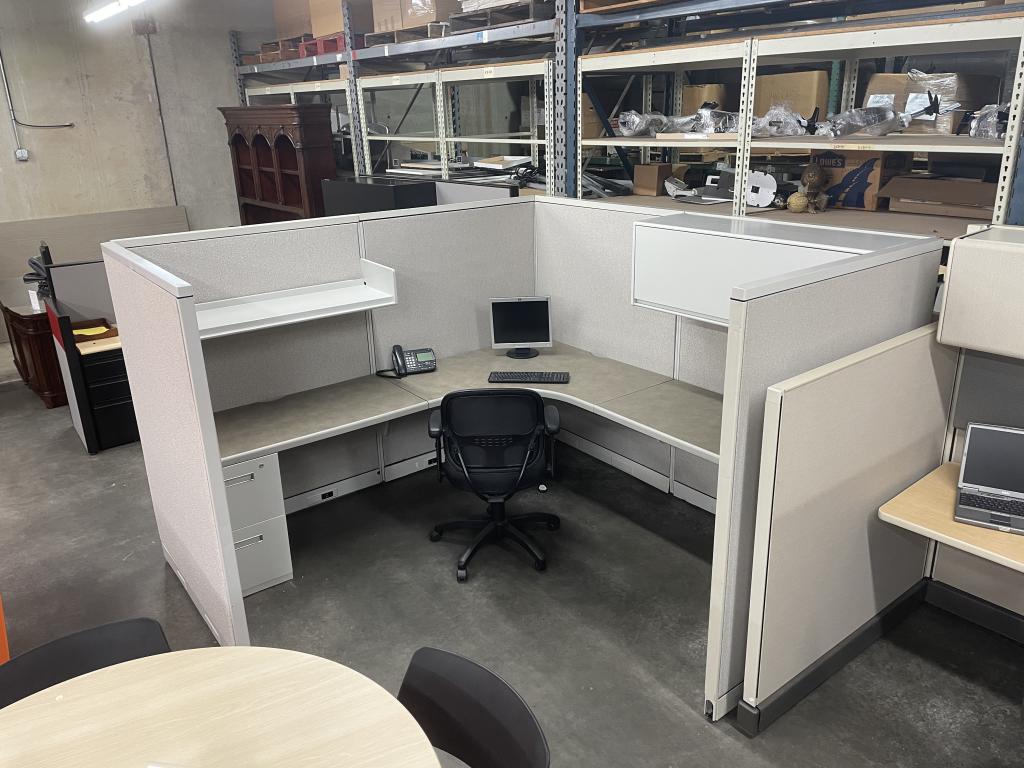 Used Office Cubicles Steelcase Avenir 8x8 At Furniture Finders   57723 