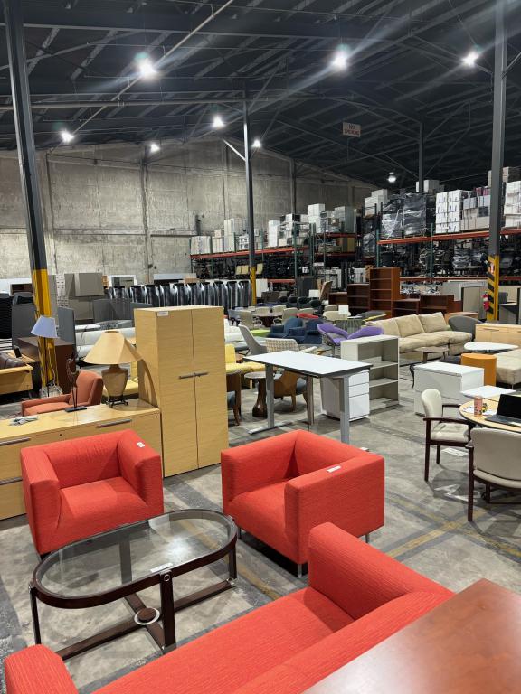 FurnitureFinders Dealer Photo